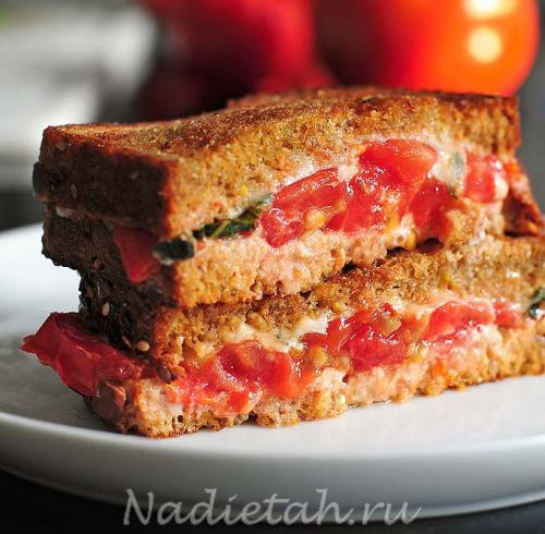 tomato-basil-sandwich-4.jpg
