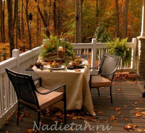autumn-table-for-two-136189.jpg