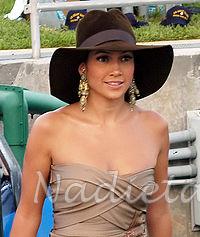 200px-jenniferlopez.jpg